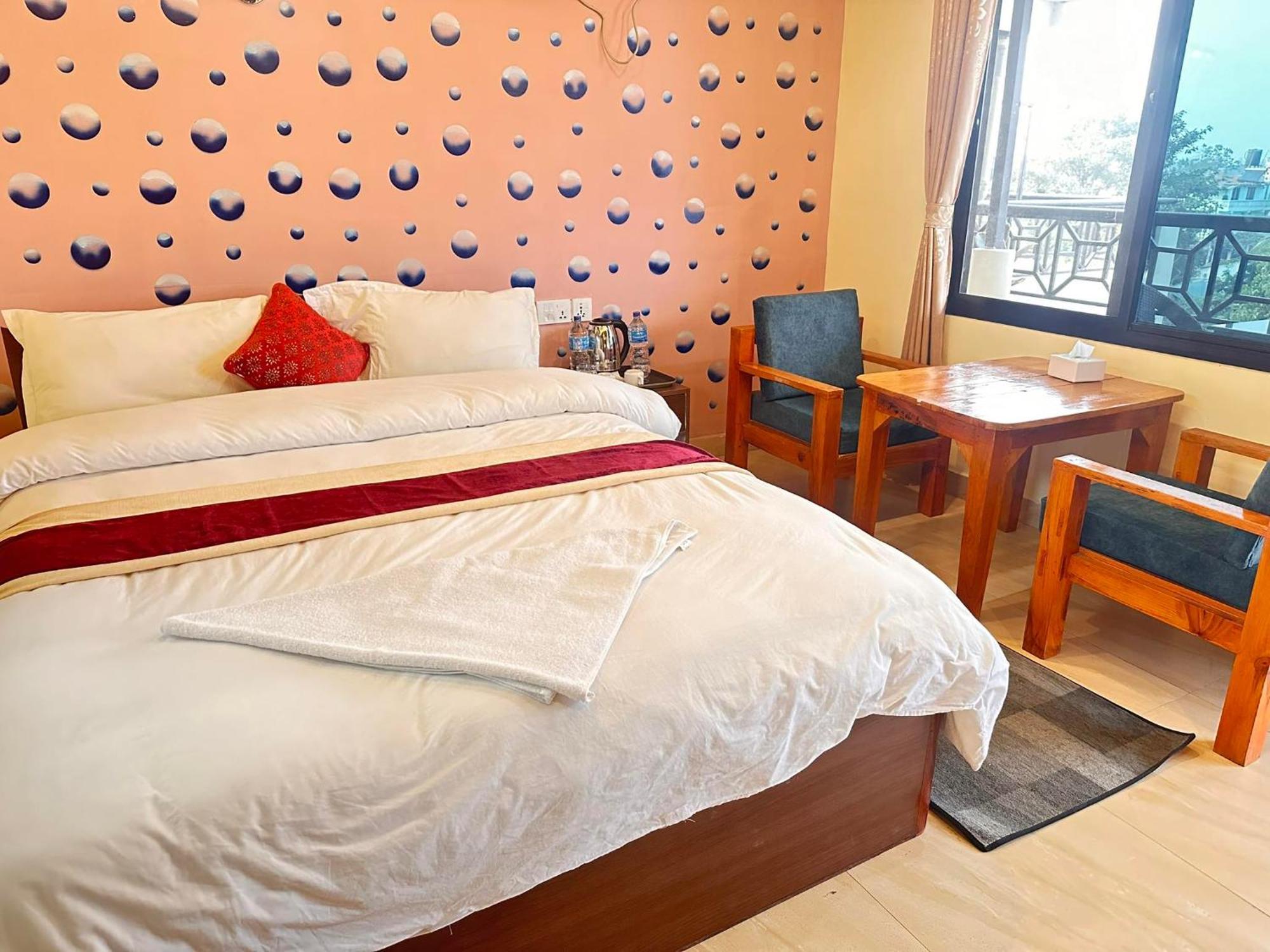 Peacock - A Family-Run Hotel Sauraha Extérieur photo